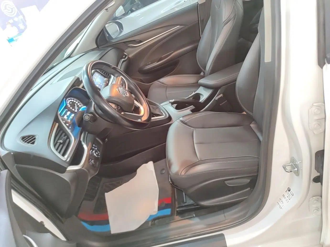Buick GT 2021 Revised Version 1.3T Automatic Mild Hybrid Elite Edition — миниатюра 17