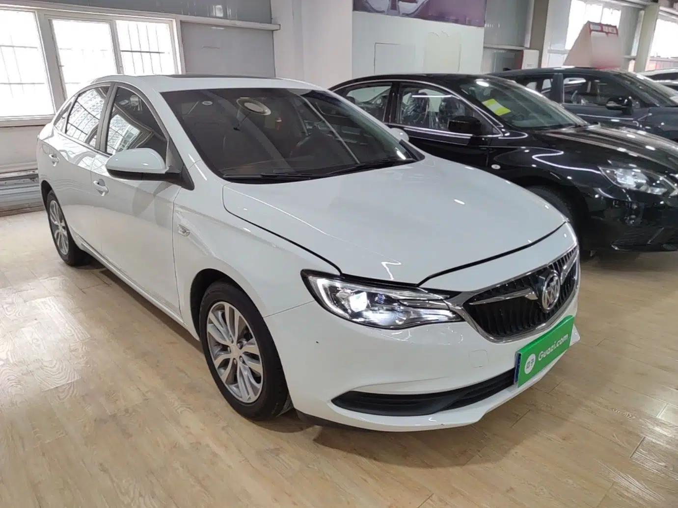 Buick GT 2021 Revised Version 1.3T Automatic Mild Hybrid Elite Edition — миниатюра 3