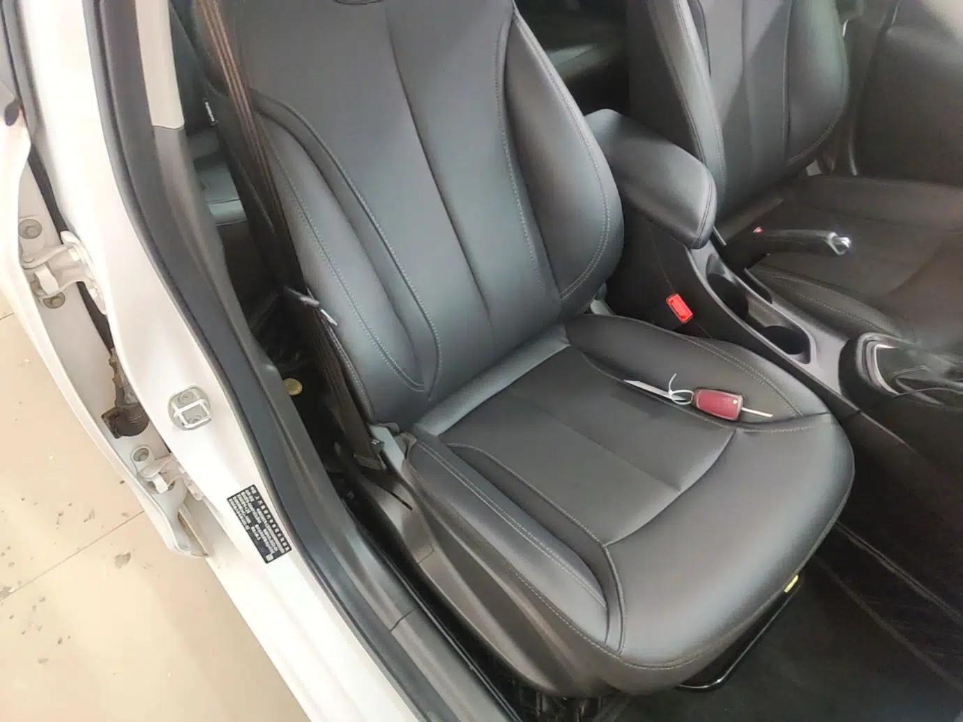 Buick GT 2021 Revised Version Flagship 1.5L Automatic Entry-Level Trim — миниатюра 19