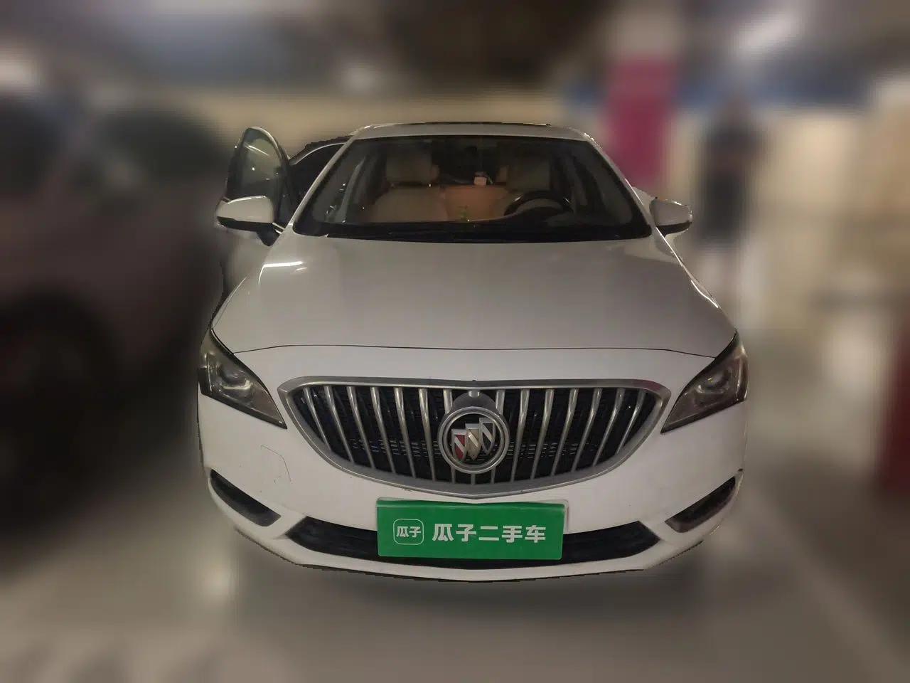 Buick Verano 2017 Sedan 15S Automatic Entry Model — миниатюра 2