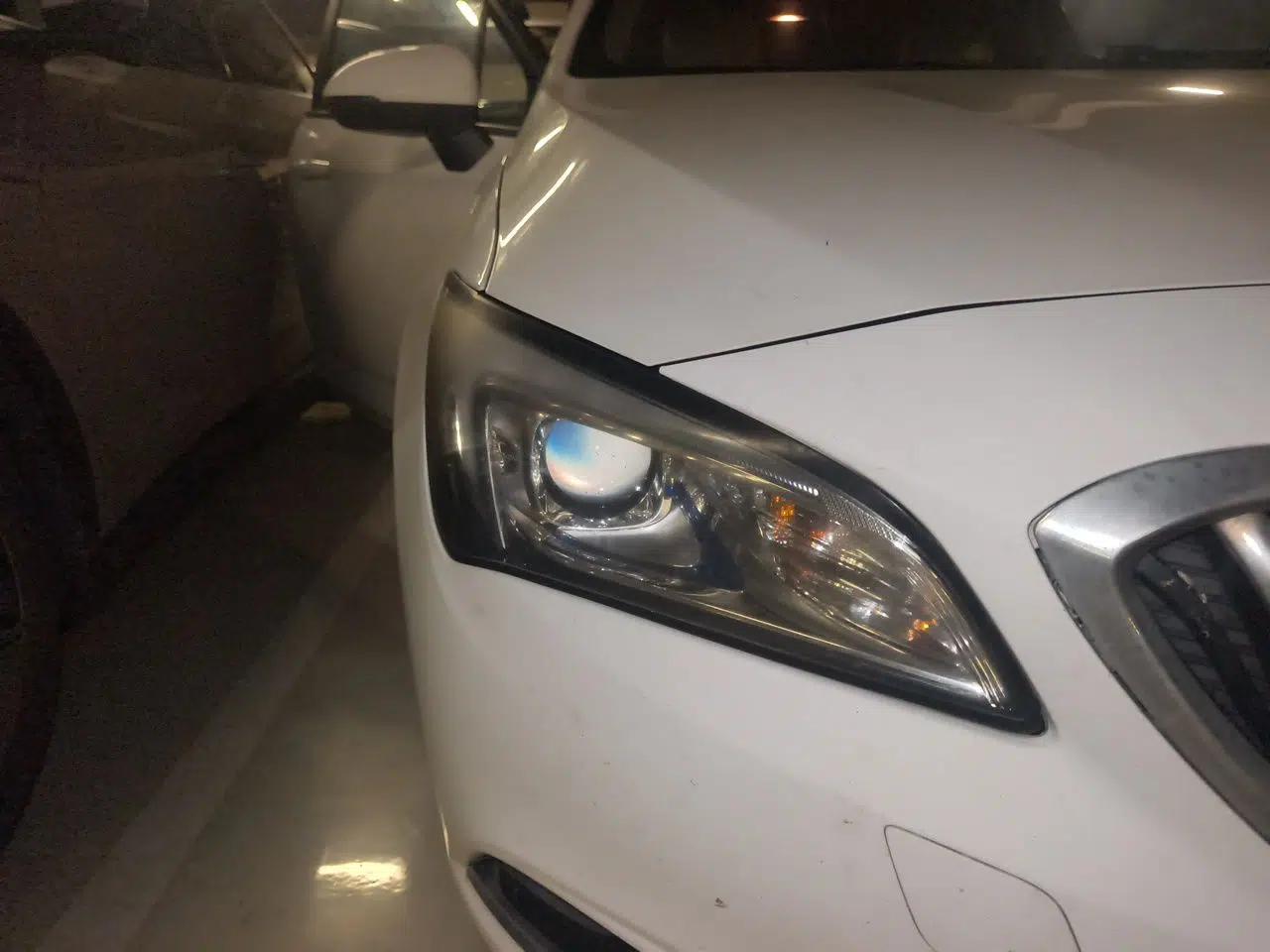 Buick Verano 2017 Sedan 15S Automatic Entry Model — миниатюра 7