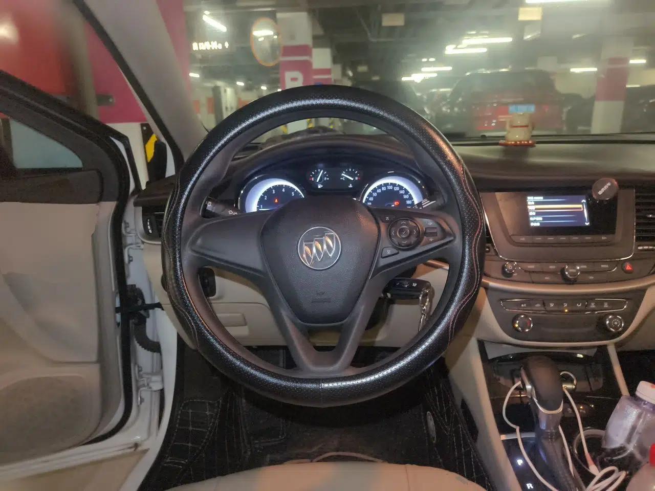 Buick Verano 2017 Sedan 15S Automatic Entry Model — миниатюра 10