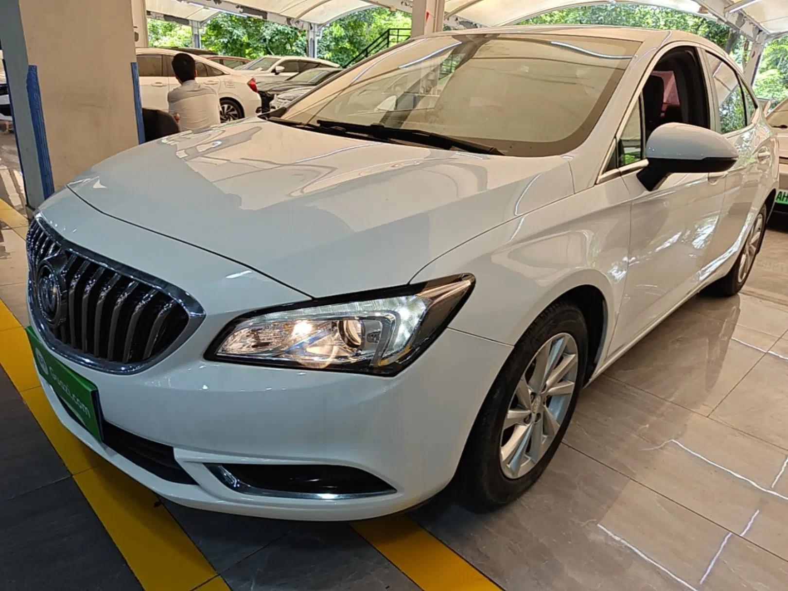 Buick Verano 2017 Sedan 15S Automatic Leading Model — миниатюра 1