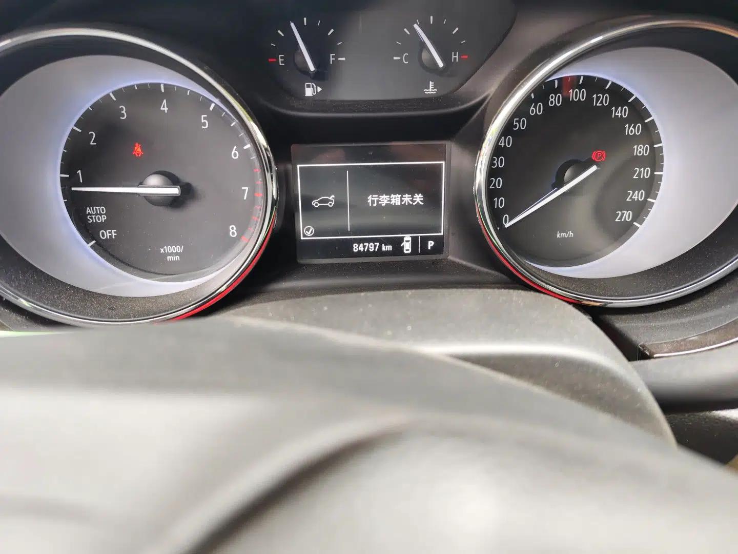 Buick Verano 2018 Sedan 15S Automatic Entry Model — миниатюра 12