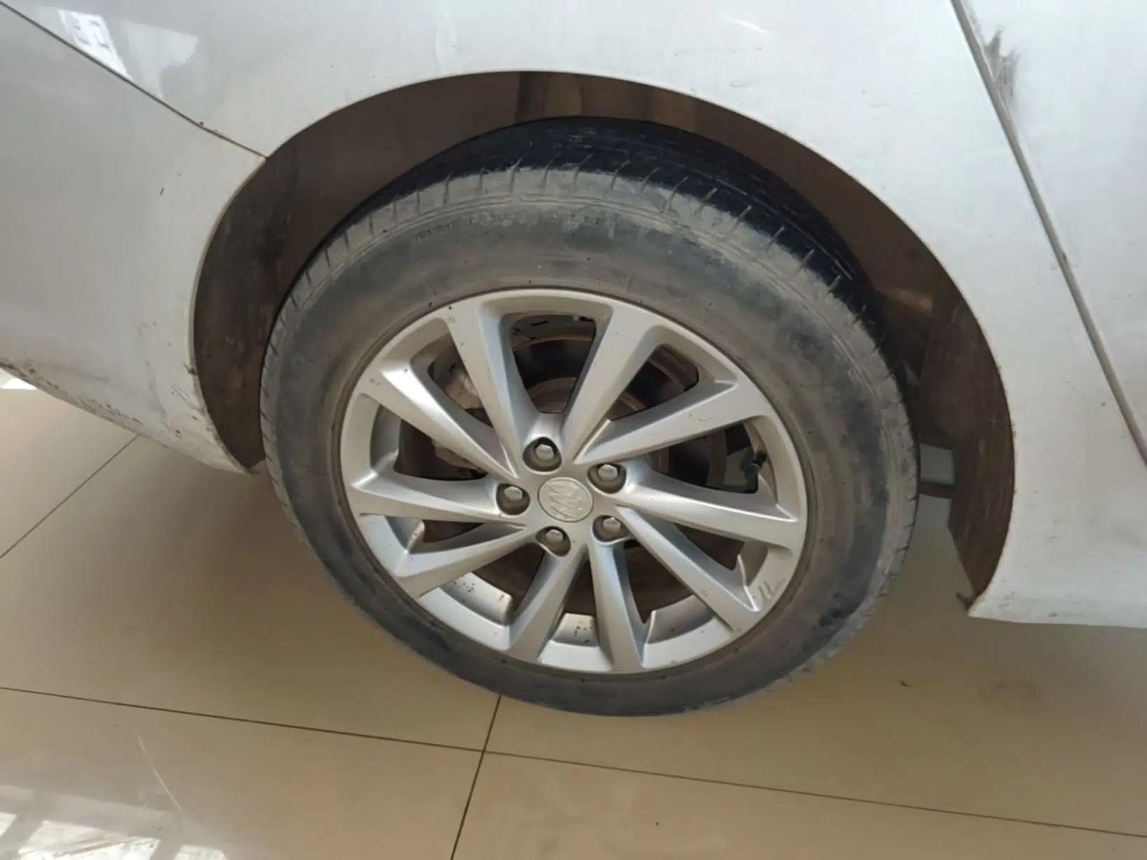 Buick Verano 2019 Sedan 15S Automatic Leading Model — миниатюра 11