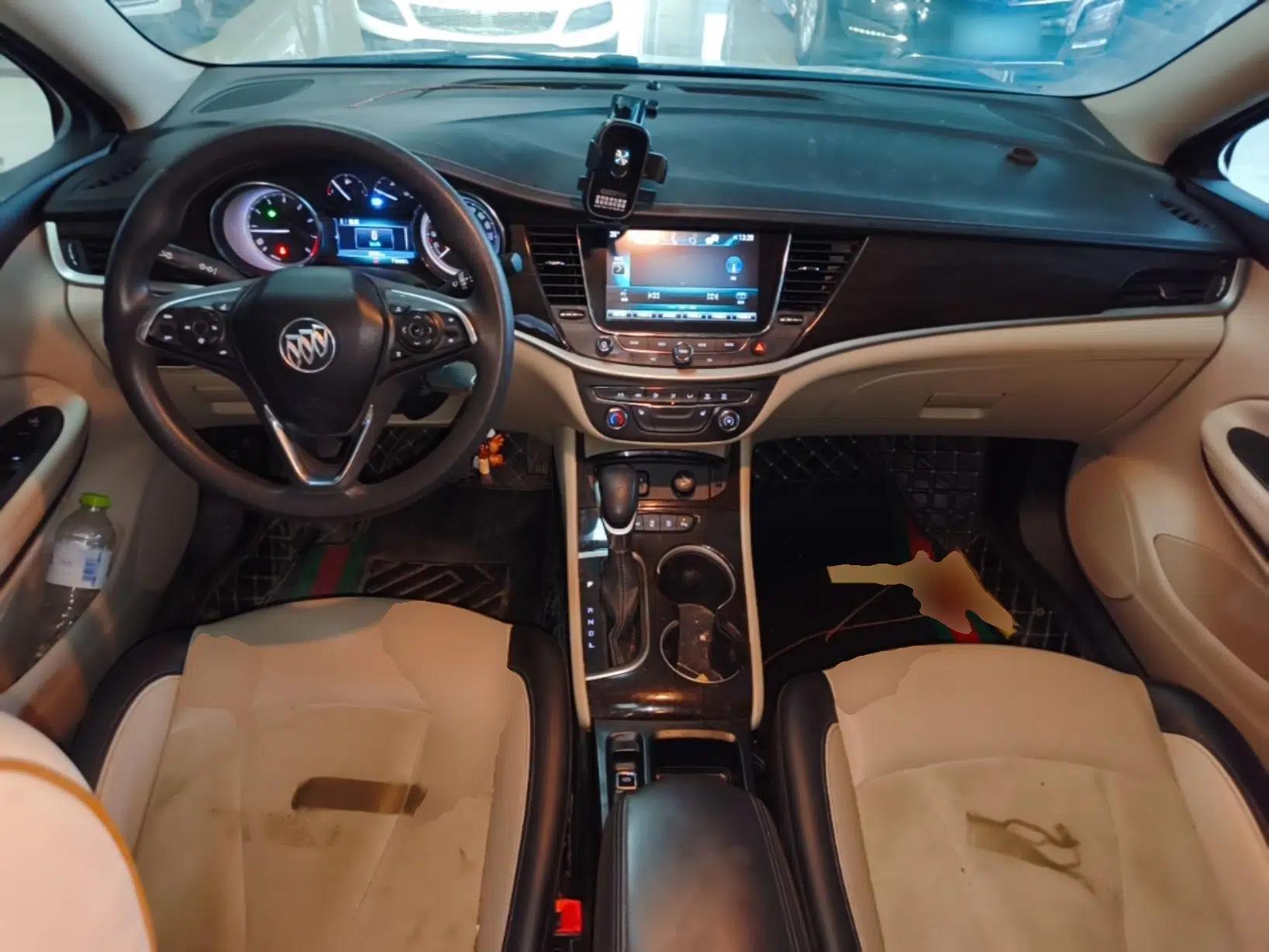 Buick Verano 2019 Sedan 15S Automatic Leading Model — миниатюра 12