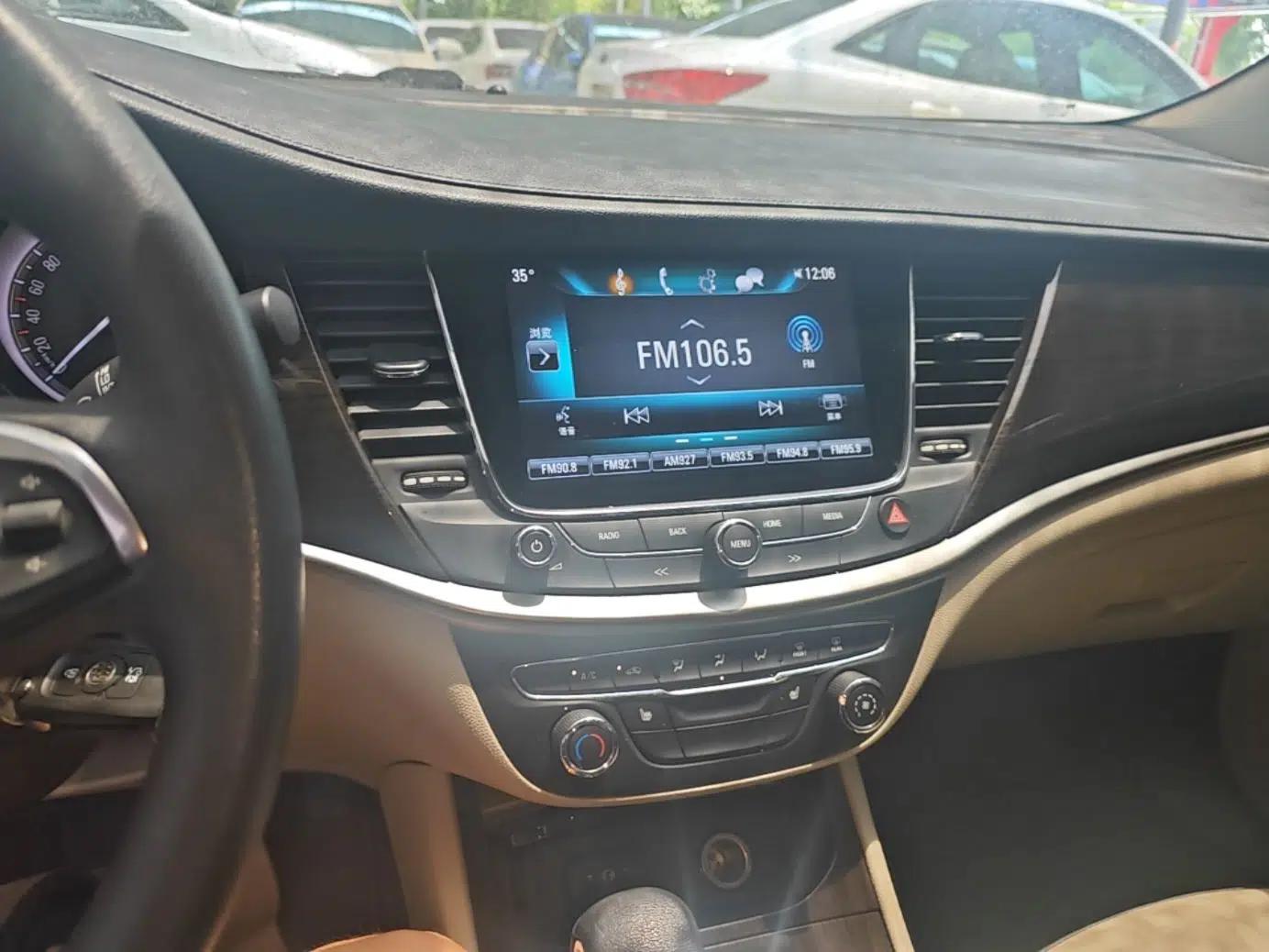 Buick Verano 2019 Sedan 15S Automatic Leading Model — миниатюра 15