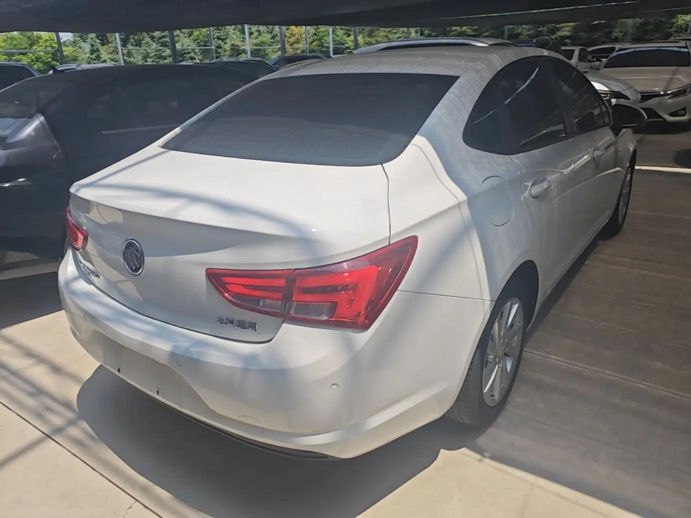 Buick Verano 2019 Sedan 15S Automatic Leading Model — миниатюра 6