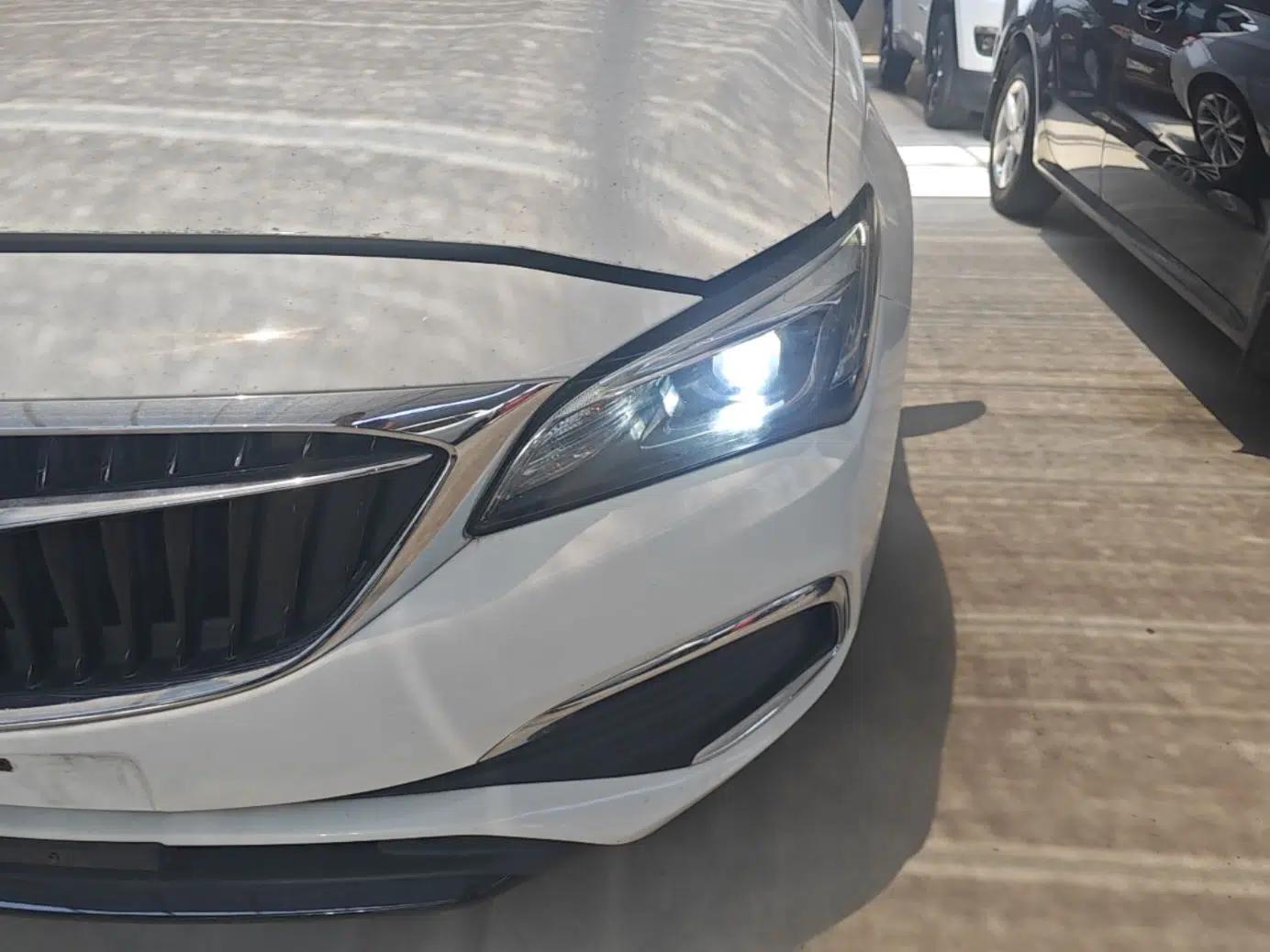 Buick Verano 2019 Sedan 15S Automatic Leading Model — миниатюра 8