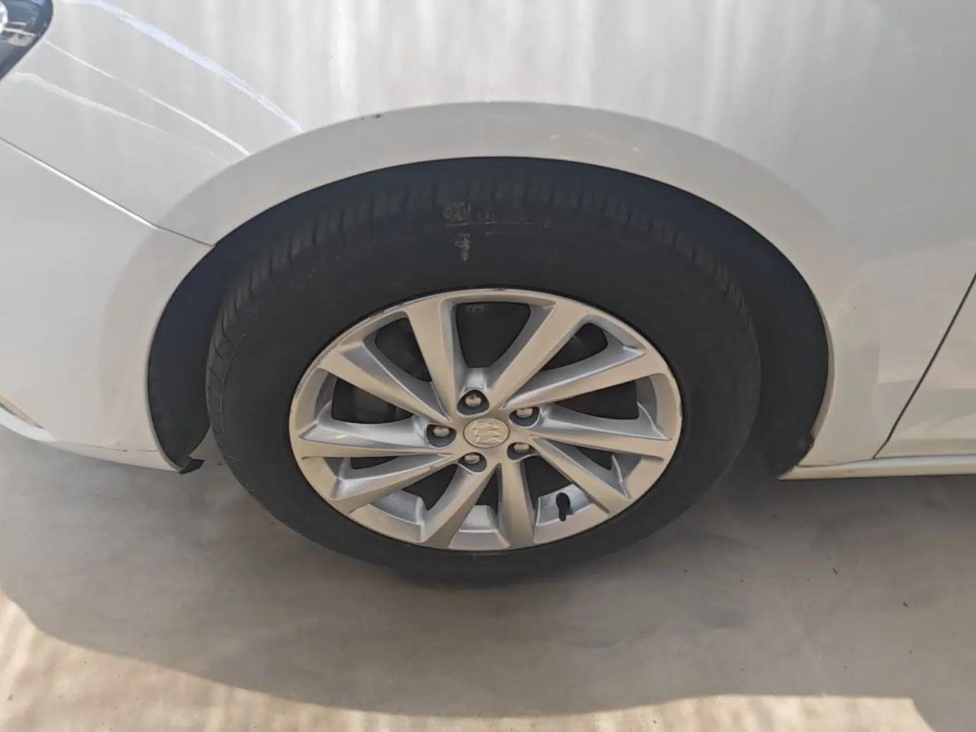Buick Verano 2019 Sedan 15S Automatic Leading Model — миниатюра 10