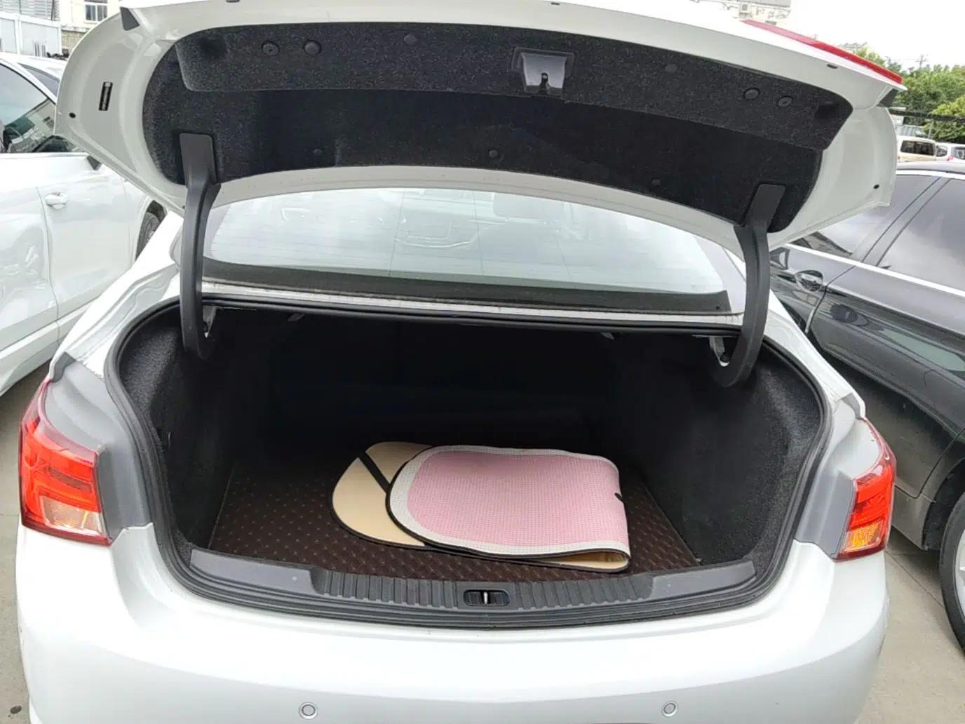 Buick Verano 2019 Sedan 15S Automatic Leading Model — миниатюра 22