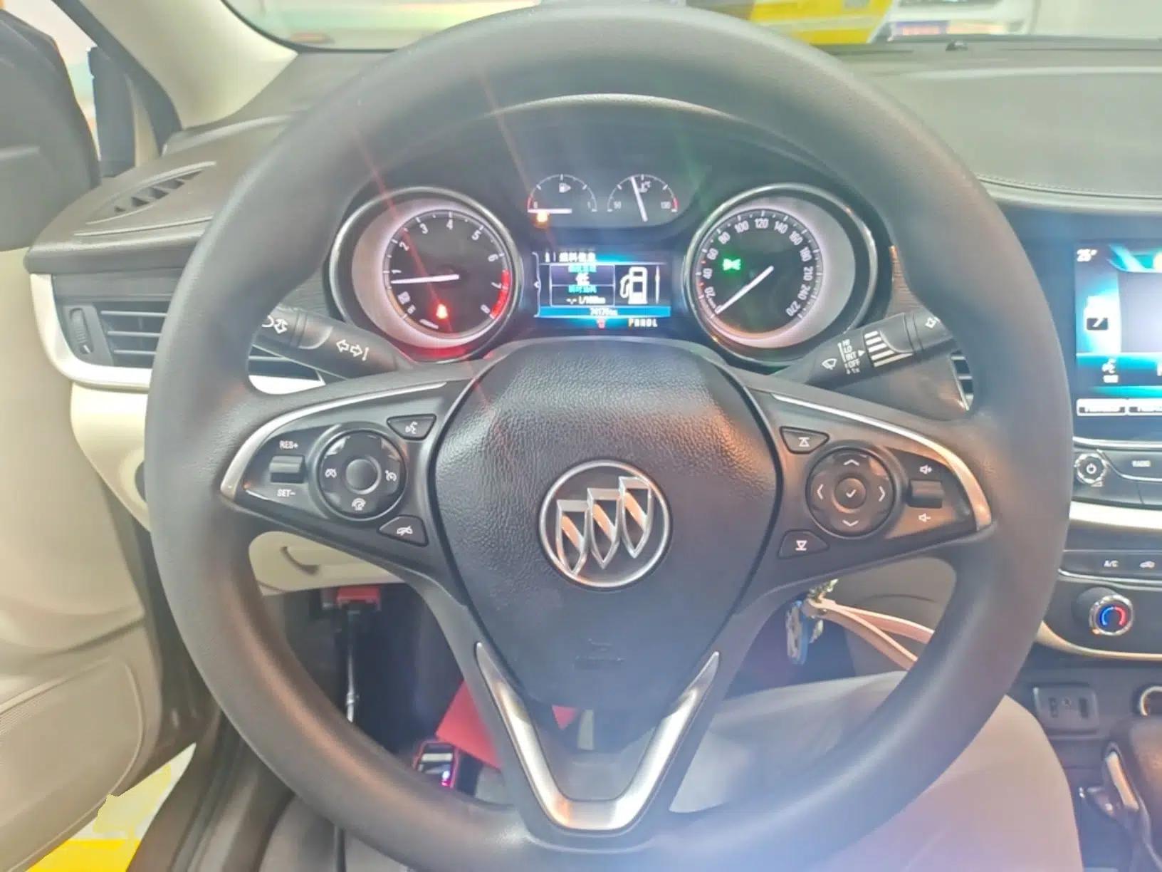 Buick Verano 2017 Sedan 15S Automatic Leading Model — миниатюра 13