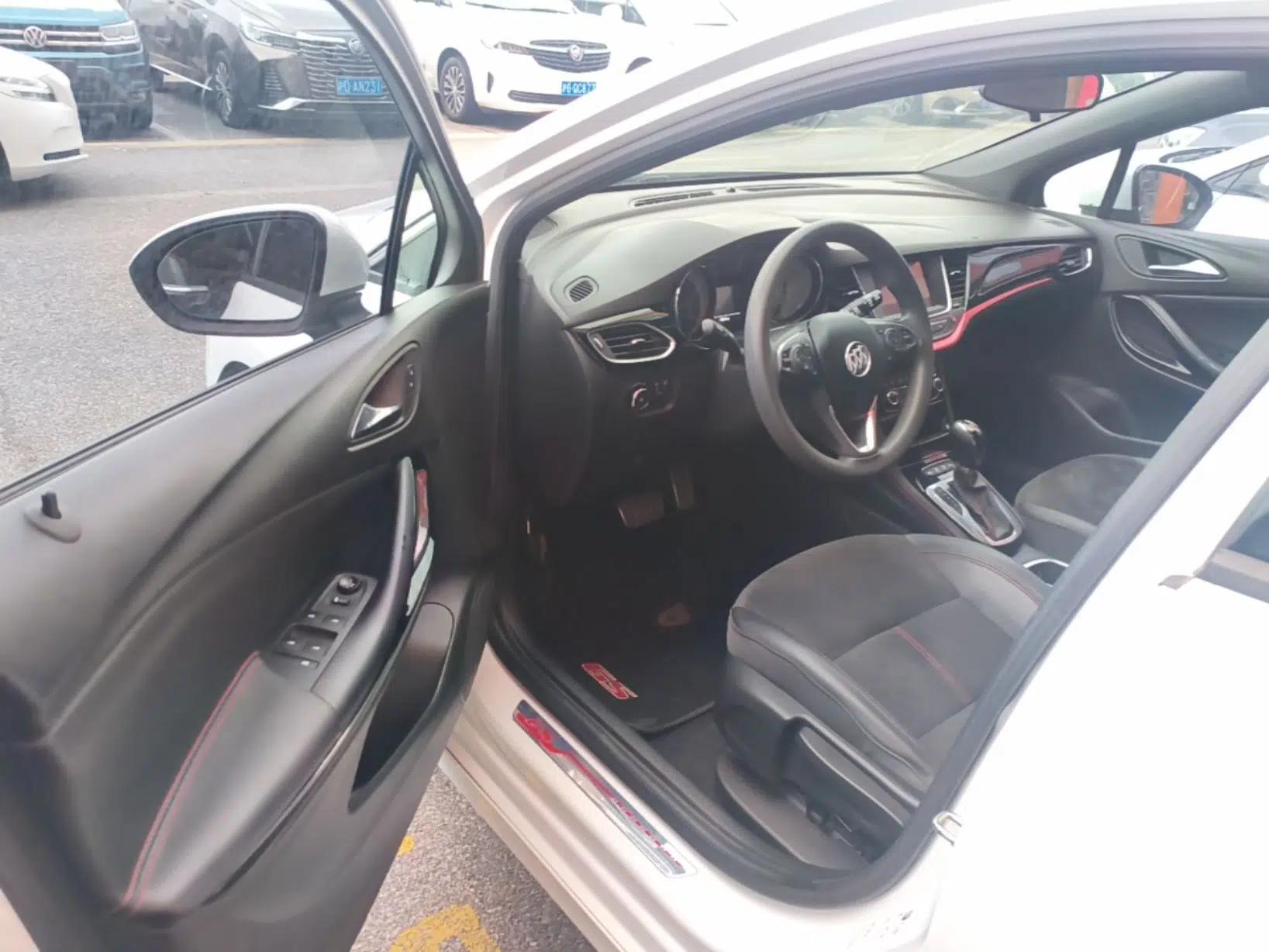 Buick Verano 2019 Hatchback GS 20T Dual-Clutch Leading Model — миниатюра 23
