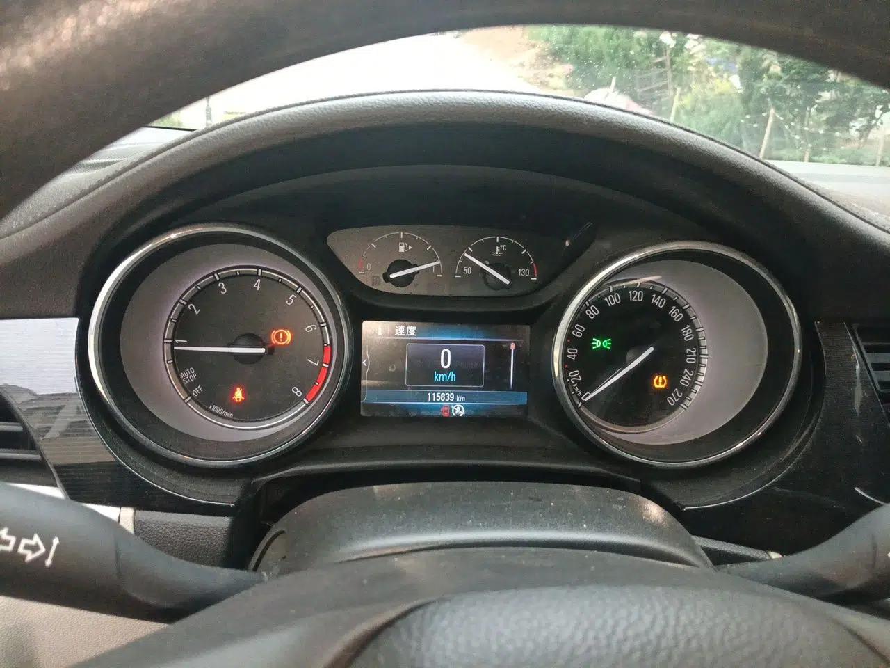Buick Verano 2015 Sedan 15S Manual Leading Model — миниатюра 11