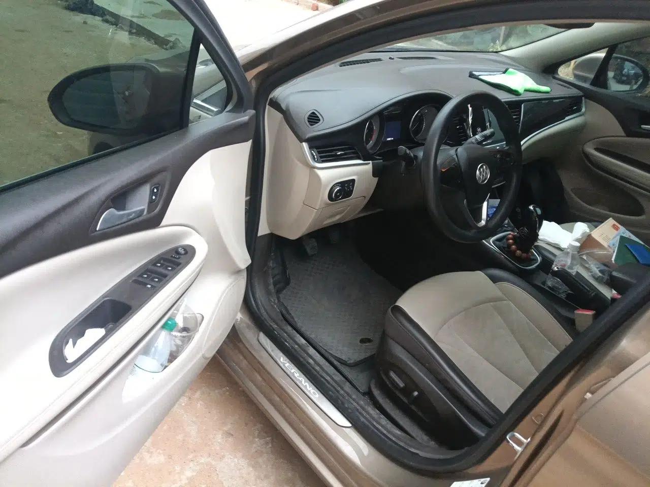 Buick Verano 2015 Sedan 15S Manual Leading Model — миниатюра 16