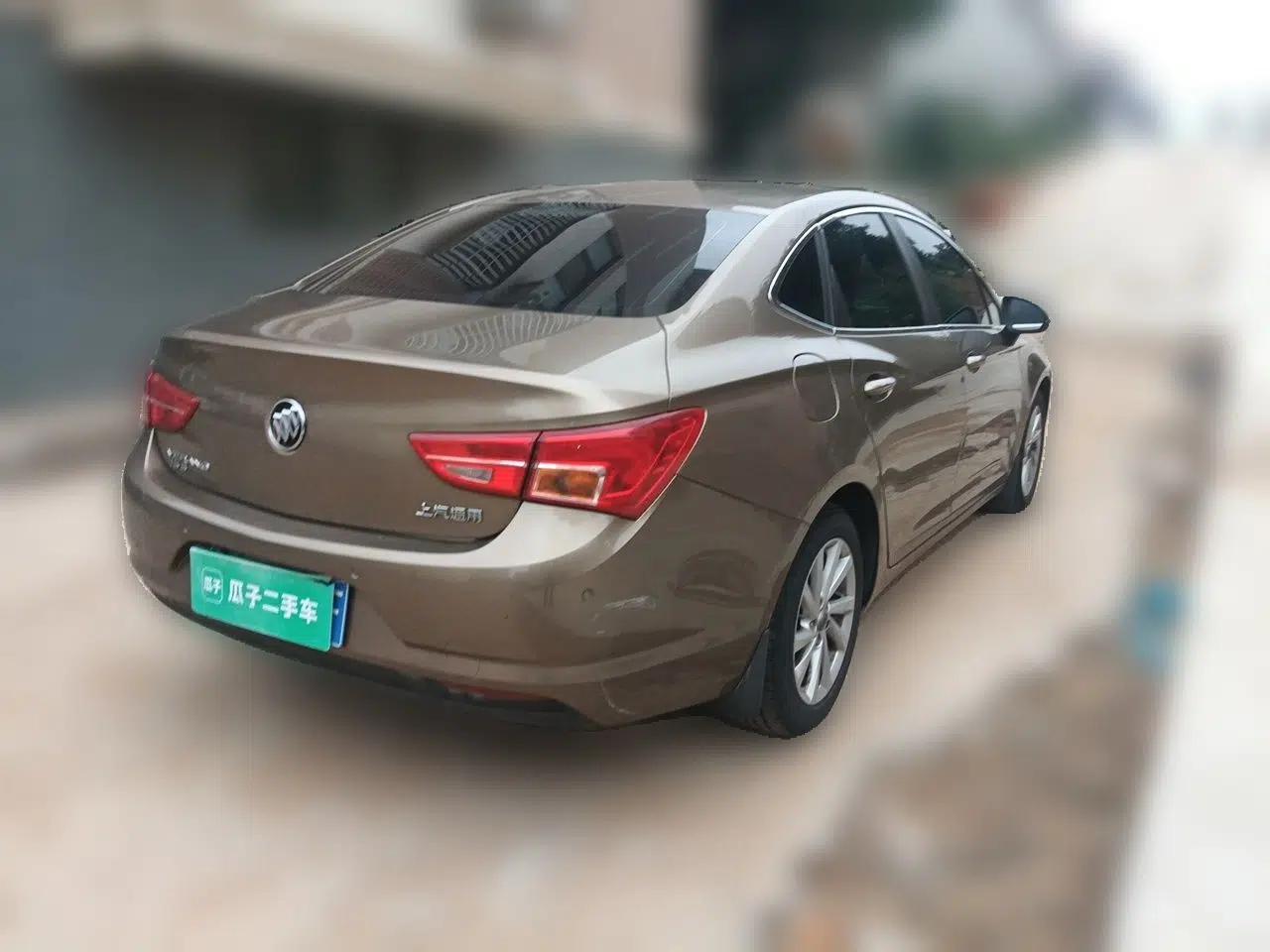 Buick Verano 2015 Sedan 15S Manual Leading Model — миниатюра 6