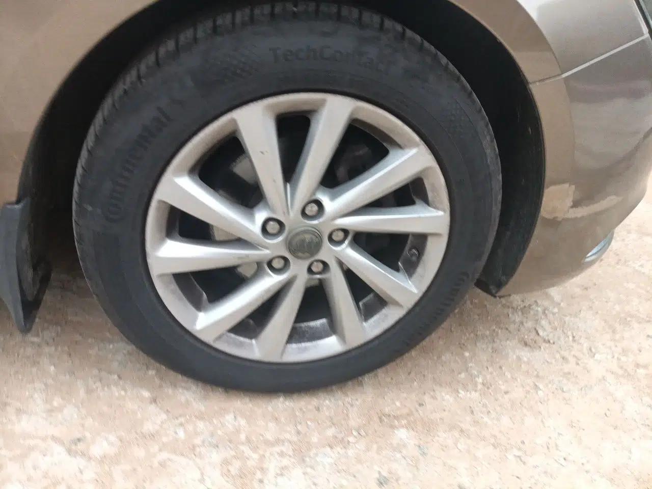 Buick Verano 2015 Sedan 15S Manual Leading Model — миниатюра 8