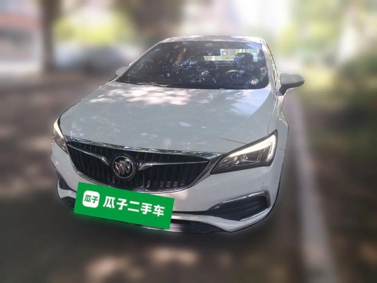 Buick Verano 2019 Sedan 15S Automatic Entry Model — миниатюра 1