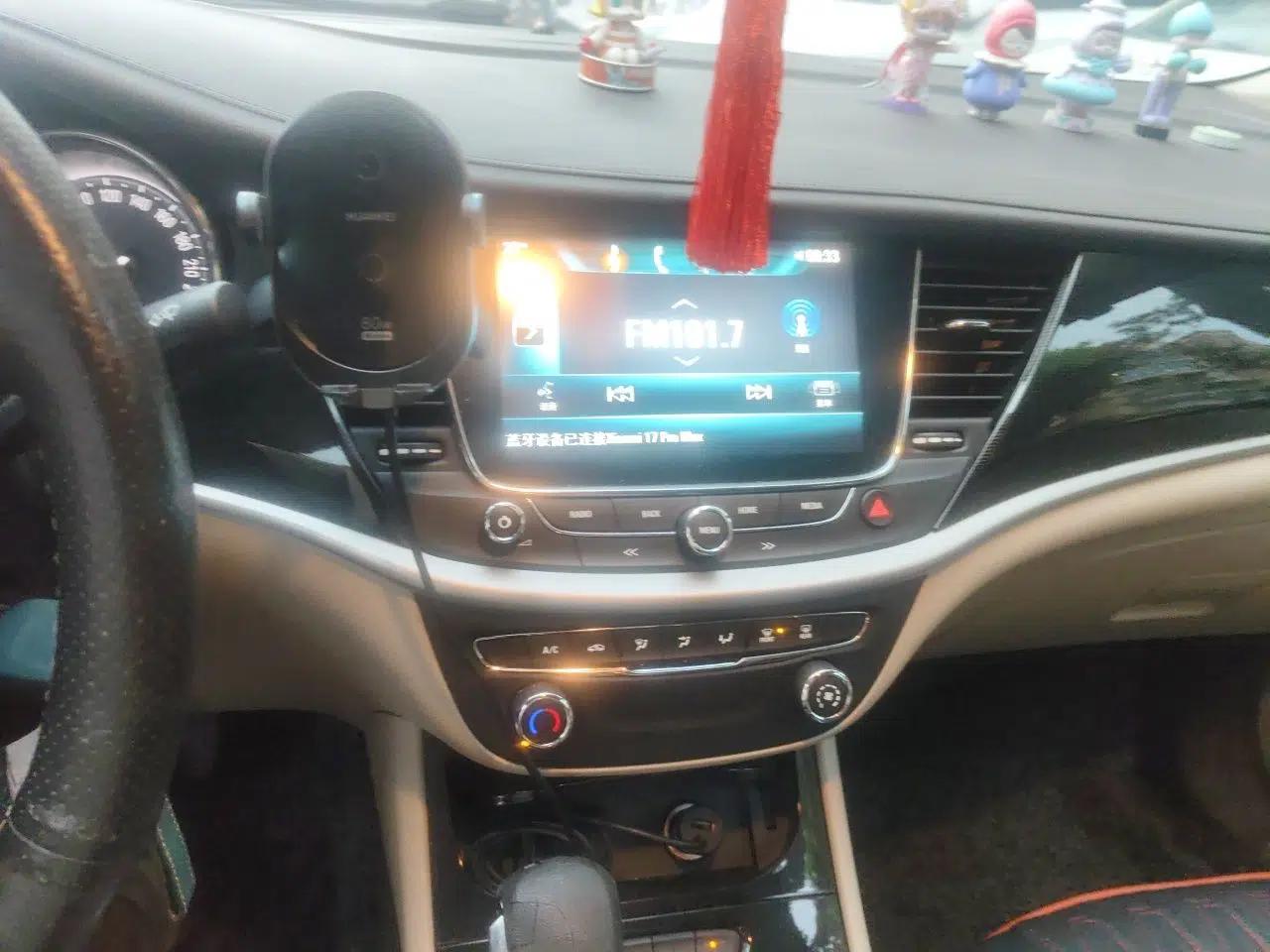 Buick Verano 2017 Sedan 15S Automatic Leading Model — миниатюра 13