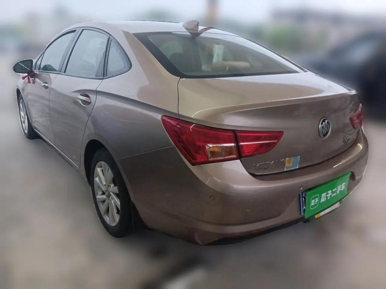 Buick Verano 2018 Sedan 15S Automatic Entry Model — миниатюра 4