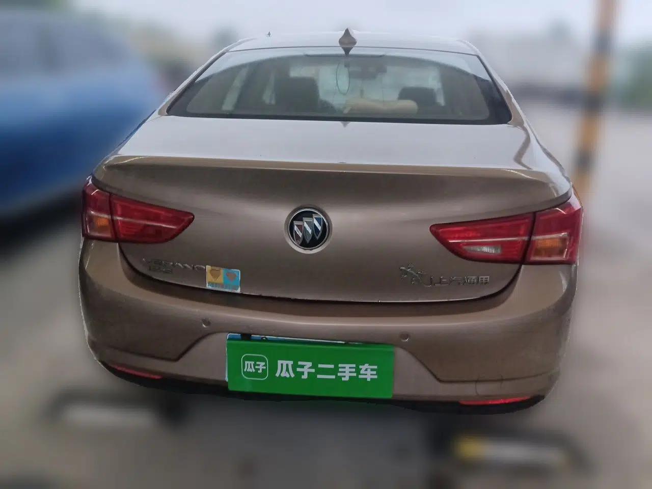 Buick Verano 2018 Sedan 15S Automatic Entry Model — миниатюра 5