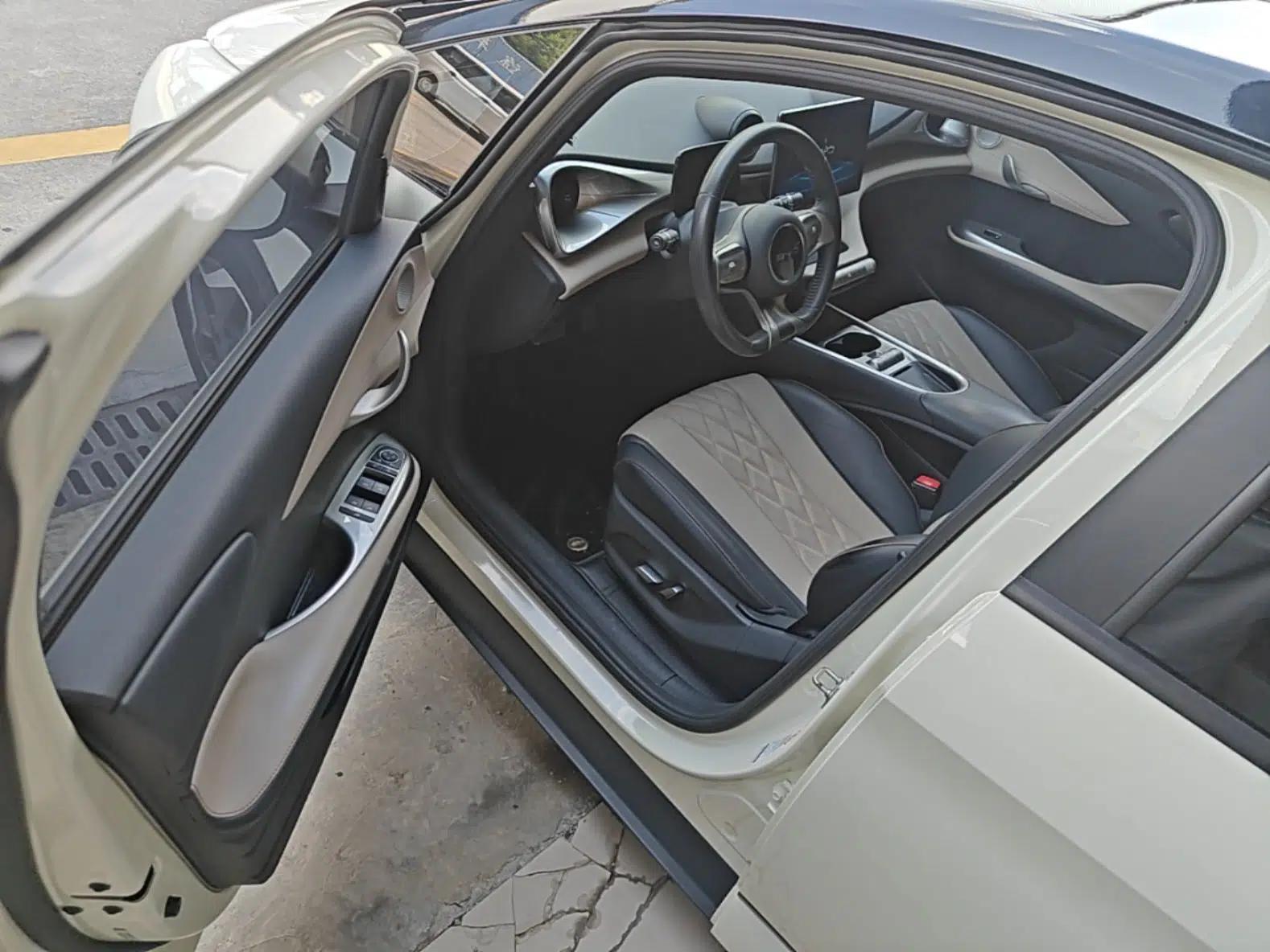 BYD Dolphin 2021 405 km Fashion Edition — миниатюра 18