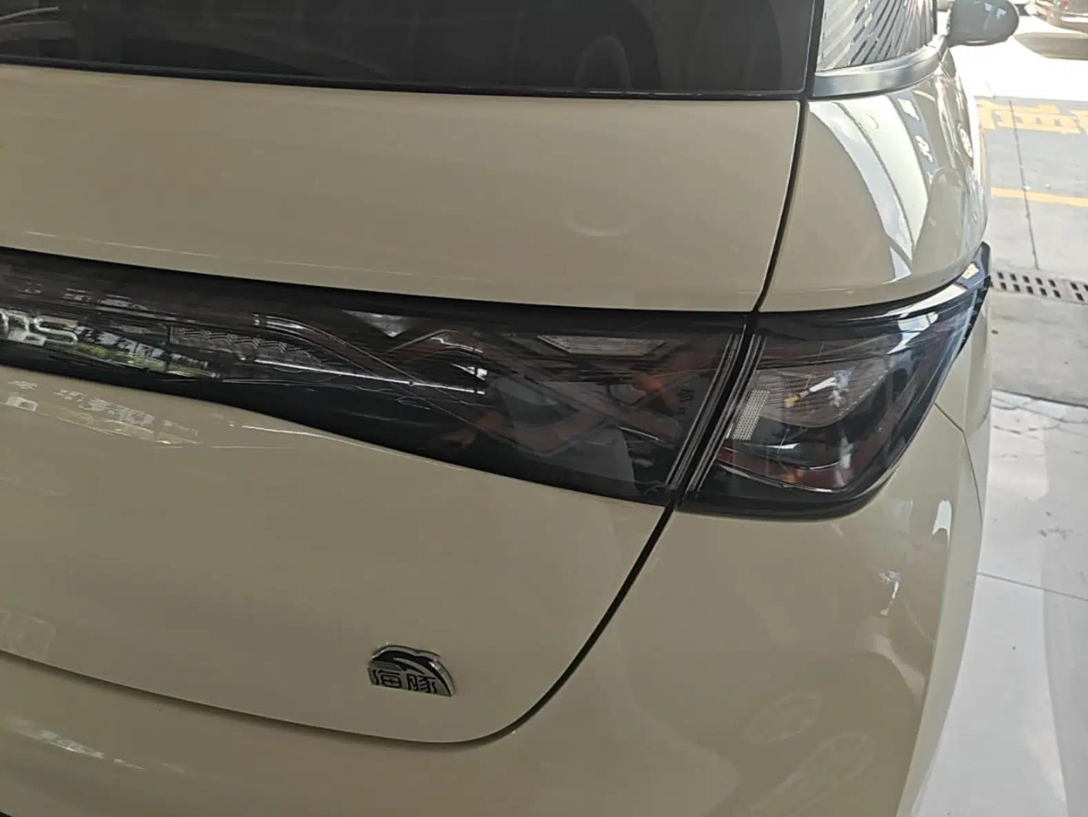BYD Dolphin 2021 405 km Fashion Edition — миниатюра 9