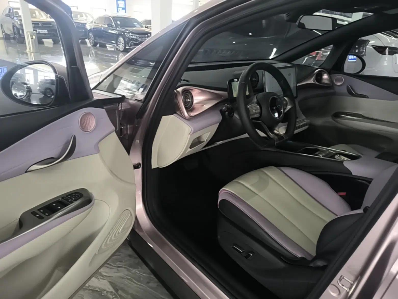 BYD Dolphin 2021 405 km Fashion Edition — миниатюра 18
