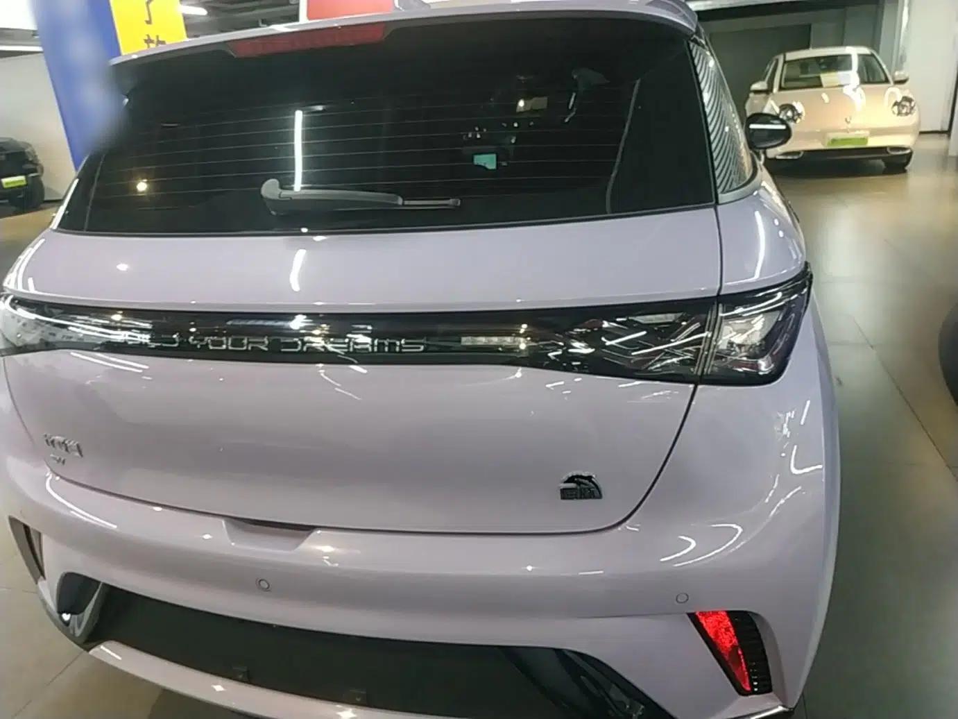 BYD Dolphin 2023 420 km Fashion Edition — миниатюра 5