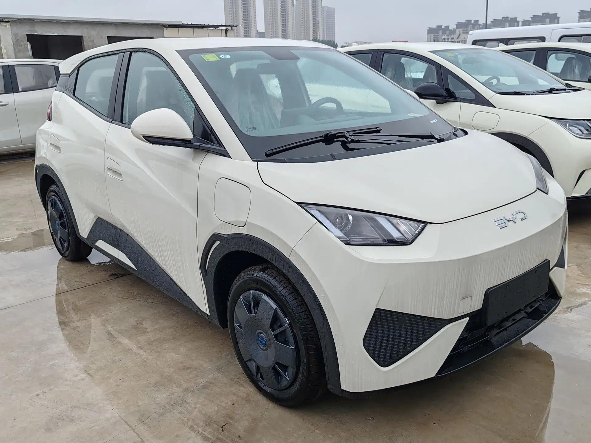 BYD Seagull 2025 Intelligent Driving Version 305 km Dynamic Edition — миниатюра 3