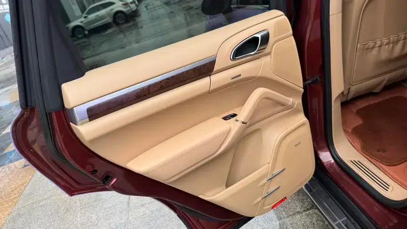 Cayenne 2011 Cayenne 3.0T — миниатюра 9