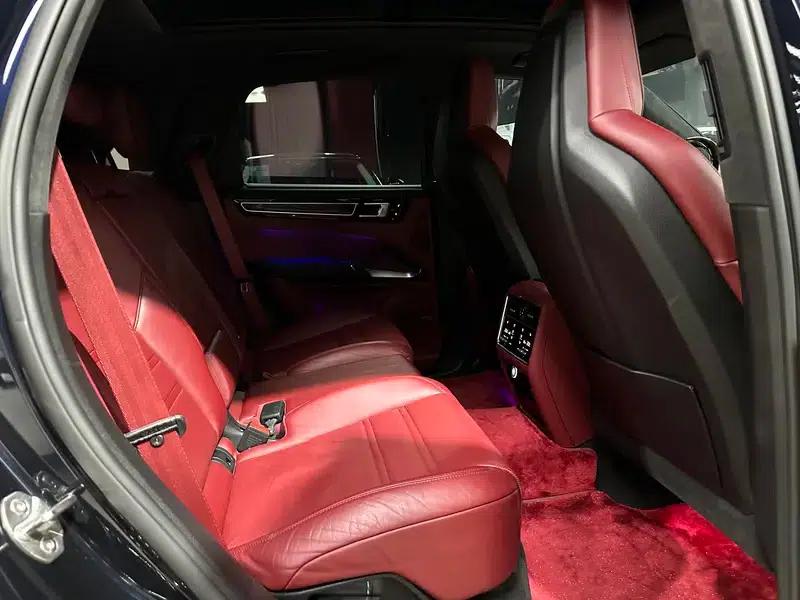 Cayenne 2018 Cayenne Turbo 4.0T — миниатюра 11