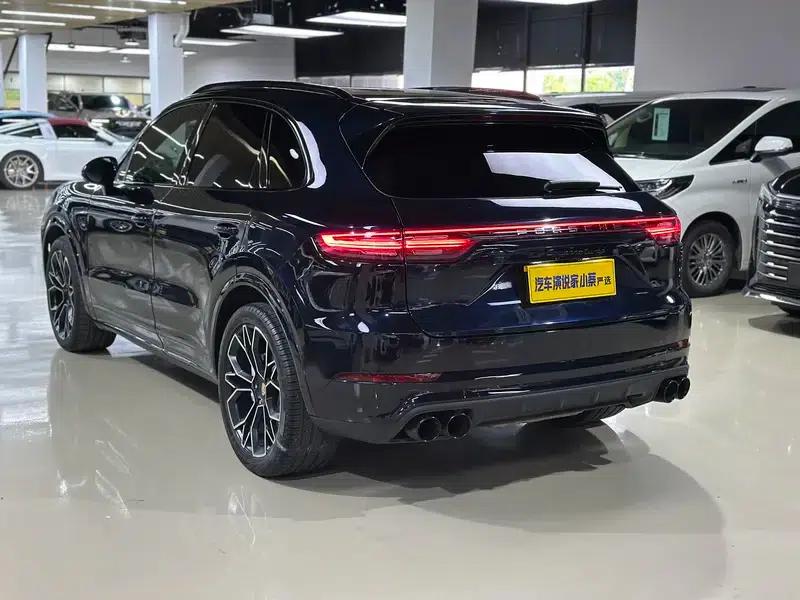 Cayenne 2018 Cayenne Turbo 4.0T — миниатюра 4