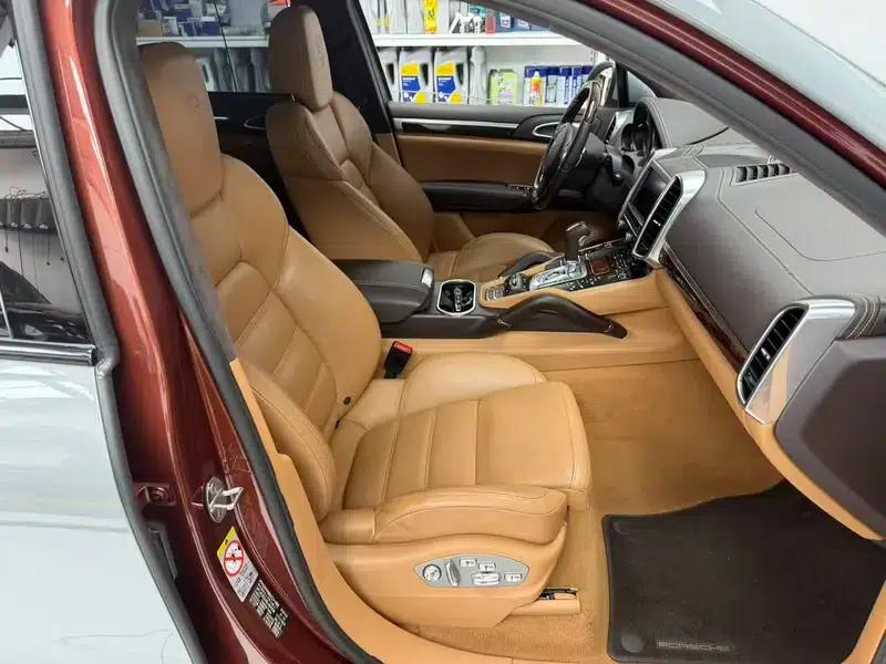 Cayenne 2011 Cayenne Turbo 4.8T — миниатюра 8