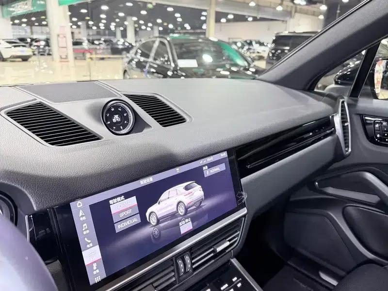 Cayenne 2019 Cayenne 3.0T — миниатюра 8