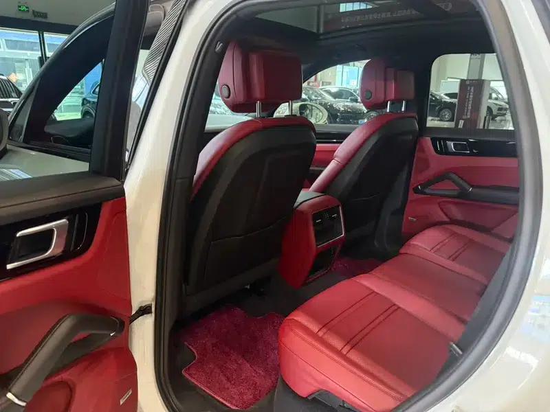 2021 Cayenne 3.0T Automatic Front-Wheel Drive 5-Seater — миниатюра 13
