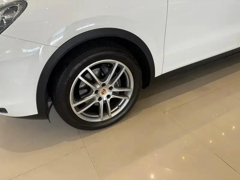 2021 Cayenne 3.0T Automatic Front-Wheel Drive 5-Seater — миниатюра 8