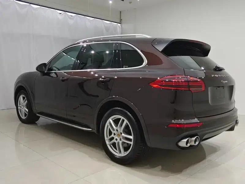 Cayenne 2016 Cayenne Platinum Edition 3.0T — миниатюра 4