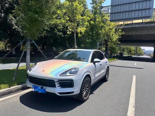 2022 Cayenne 3.0T Platinum Edition