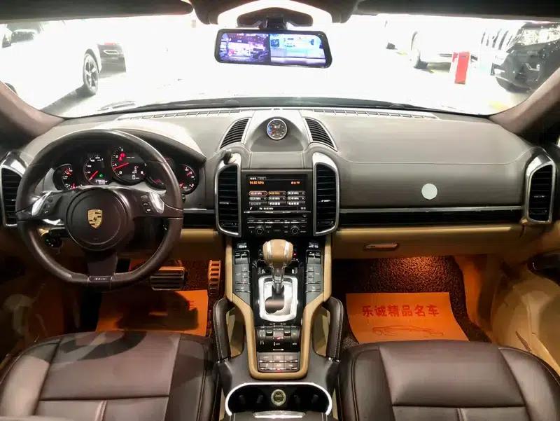 Cayenne 2011 Cayenne 3.0T — миниатюра 14