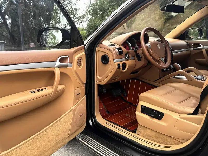 2010 Cayenne Edition SportDesign Limited Edition — миниатюра 15