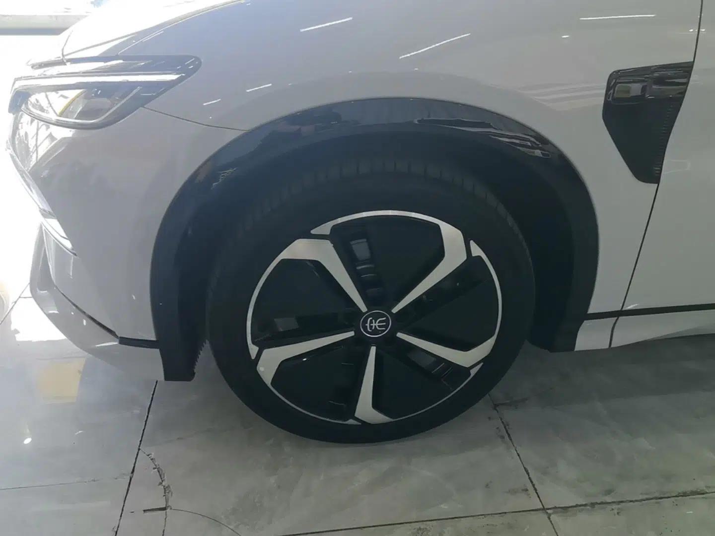 BYD Song L EV 2025 662 km Ultra-Range Version — миниатюра 10