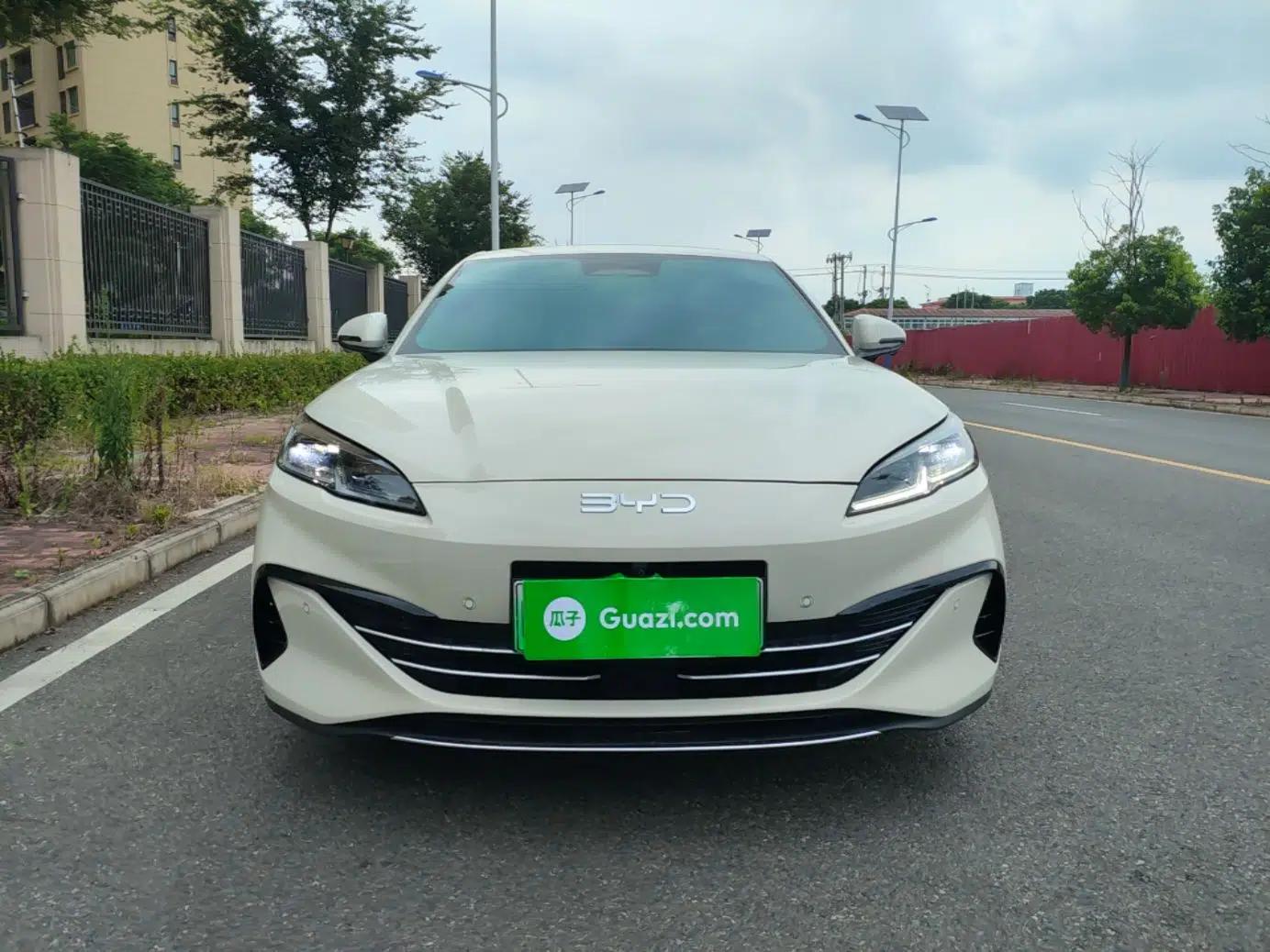 BYD Seal 06 New Energy 2025 DM-i Smart Drive 120KM Prestige Model — миниатюра 2