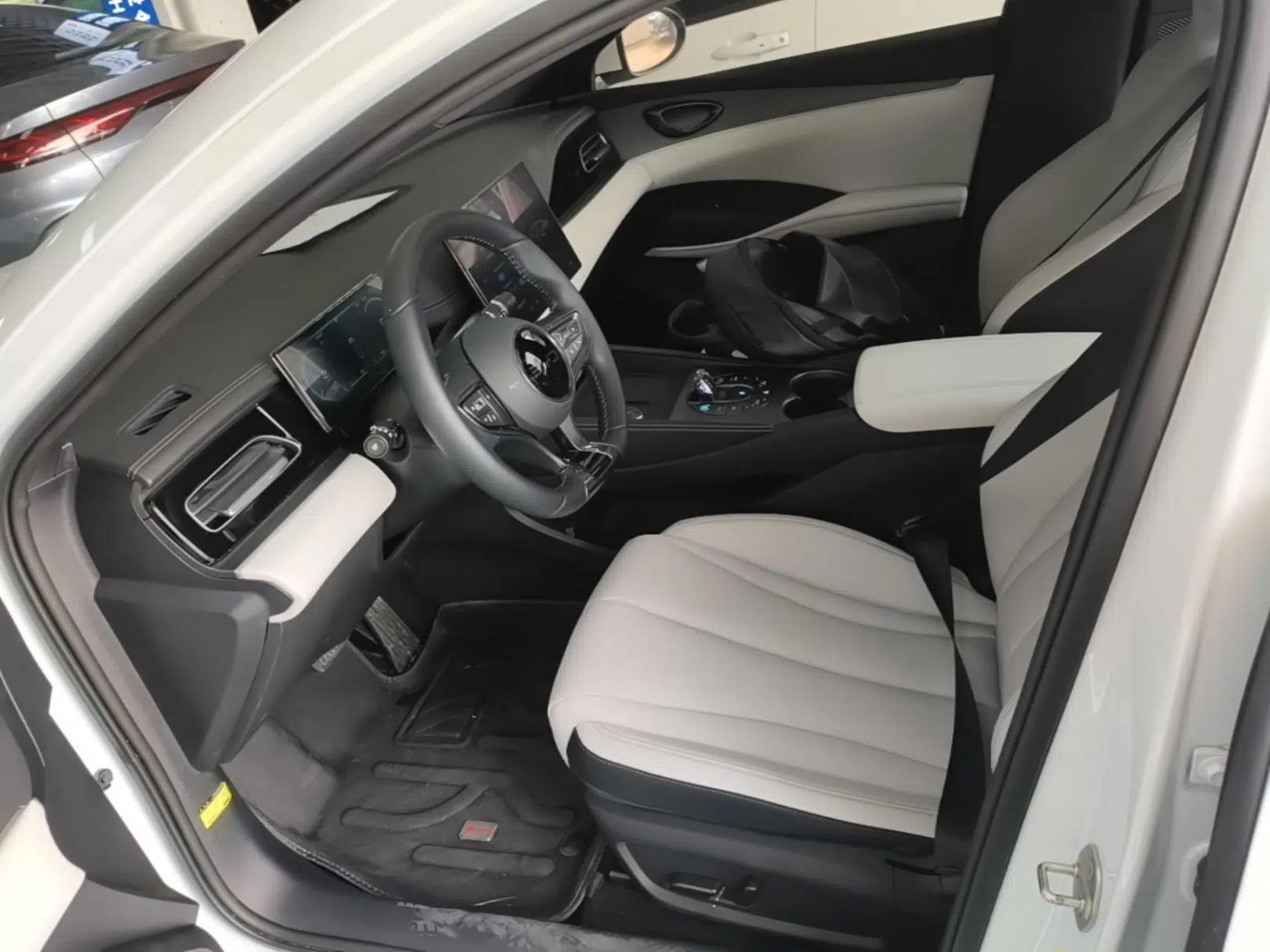 BYD Seal 06 New Energy 2024 DM-i 80KM Prestige Model — миниатюра 17