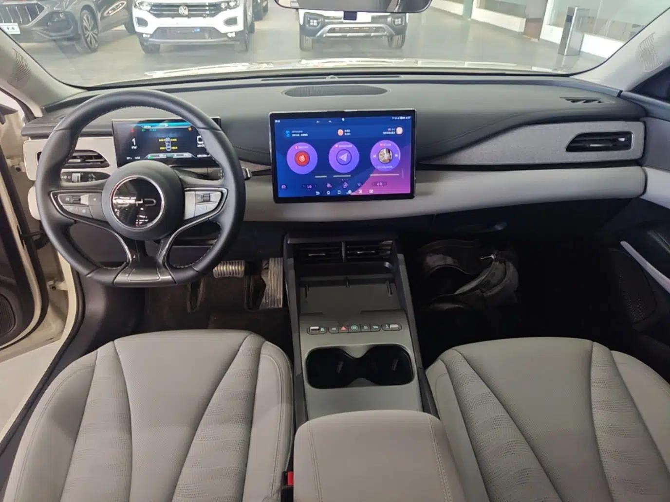 BYD Seal 06 New Energy 2026 DM-i Ultra-Enjoyment 128KM Luxury Edition — миниатюра 12