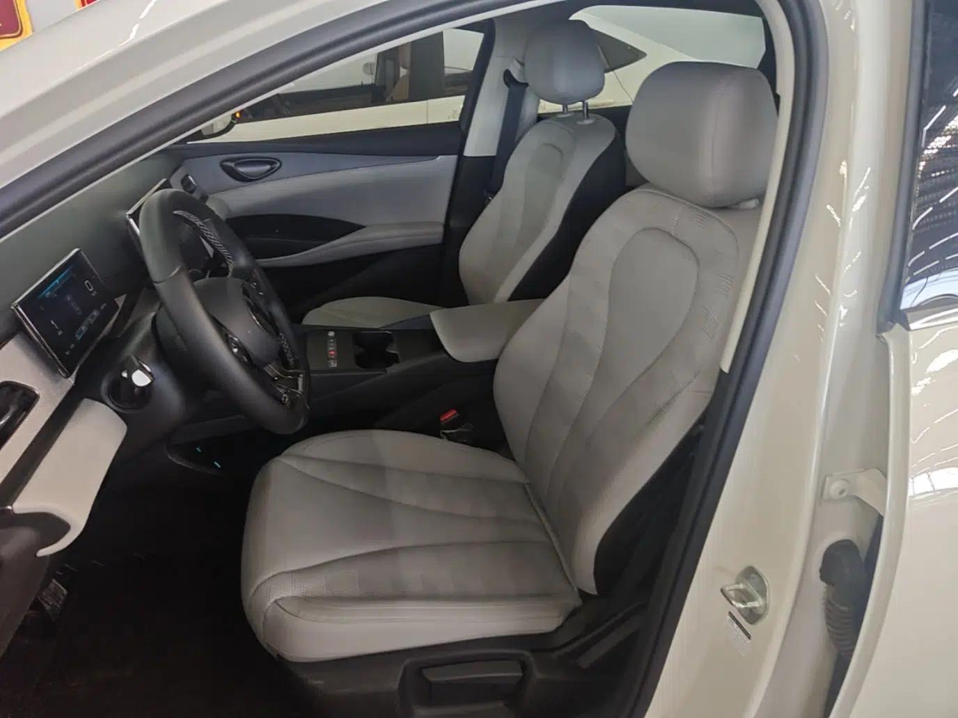 BYD Seal 06 New Energy 2026 DM-i Ultra-Enjoyment 128KM Luxury Edition — миниатюра 17
