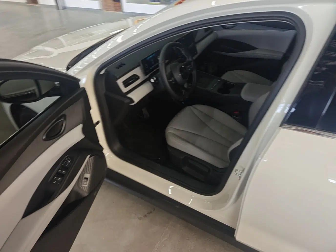 BYD Seal 06 New Energy 2026 DM-i Ultra-Enjoyment 128KM Luxury Edition — миниатюра 18