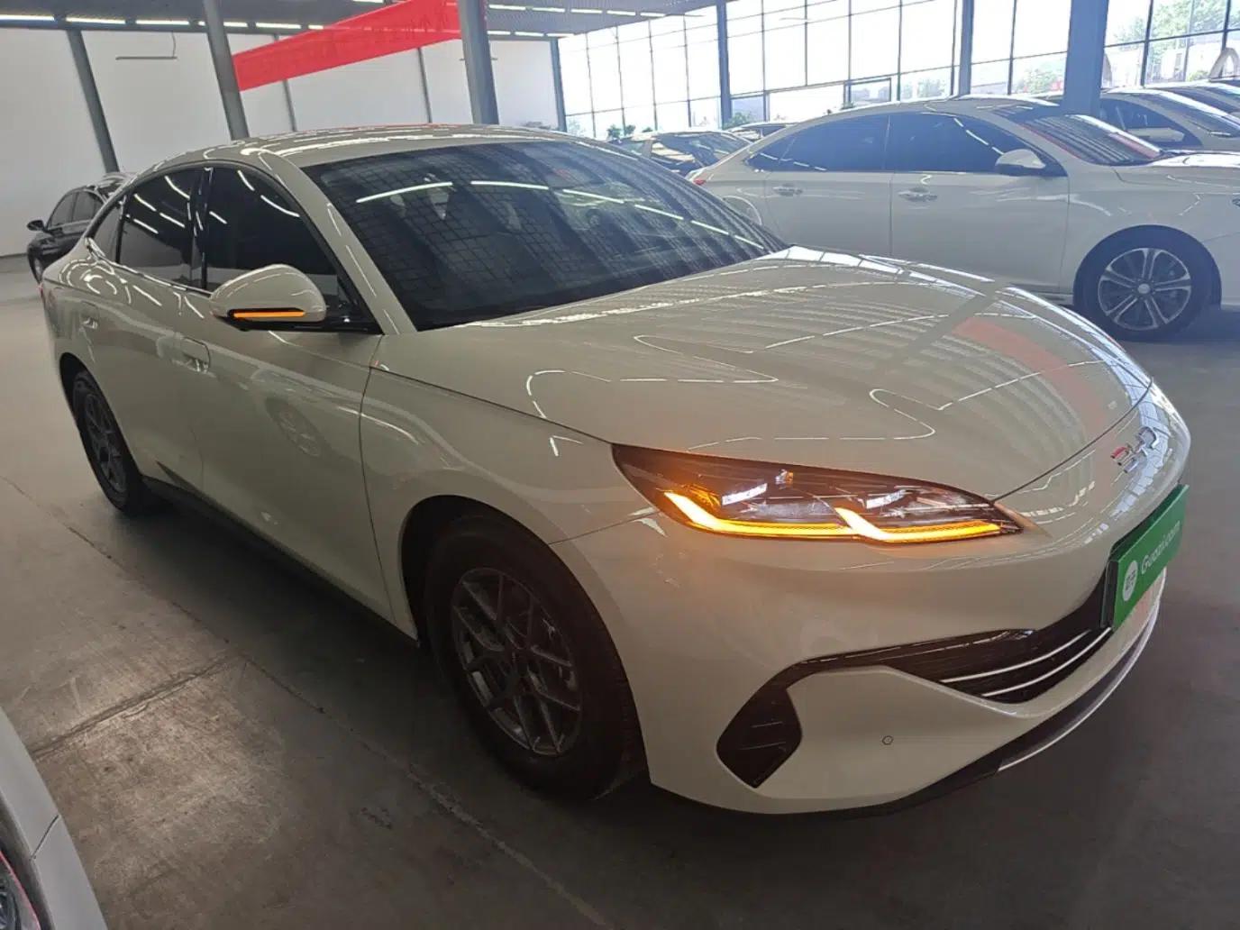 BYD Seal 06 New Energy 2026 DM-i Ultra-Enjoyment 128KM Luxury Edition — миниатюра 3