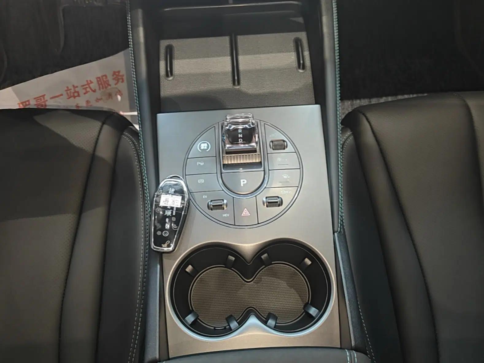 BYD Seal 06 New Energy 2025 DM-i Smart Drive 120KM Prestige Model — миниатюра 16