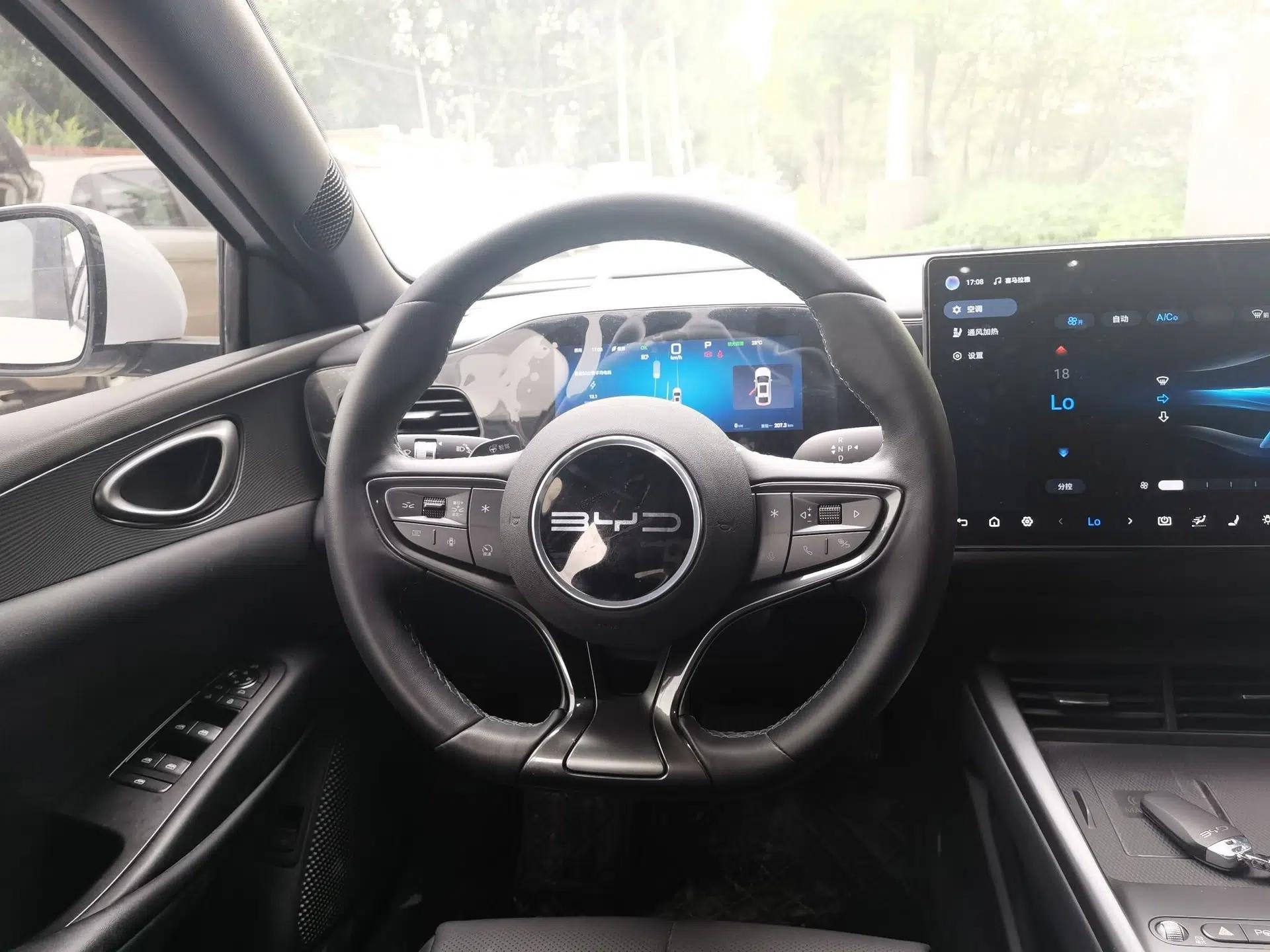 BYD Seal 06 New Energy 2025 EV 545KM Flagship Edition — миниатюра 10